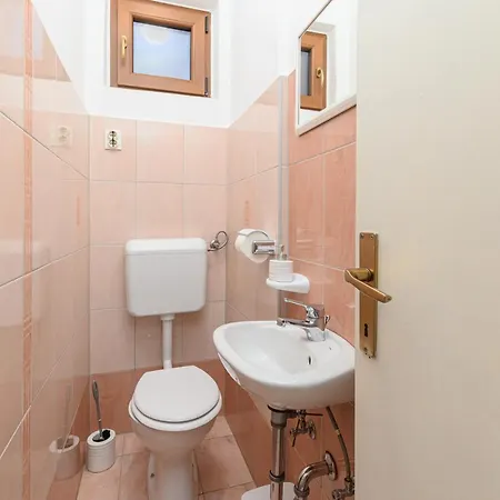 Villa Carla With Private Pool & Kids Playground - Pet Friendly *